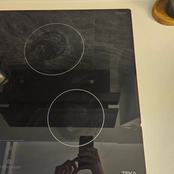 Teka Ankastre Camı Bir Şişe İle Kırıldı, 7 Bin Lira Ücret Şoku!