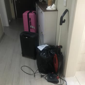 Eleman Yönlendir Beklentileri Karşılamayan Temizlik Hizmeti Ve İlgisiz Müşteri Desteği