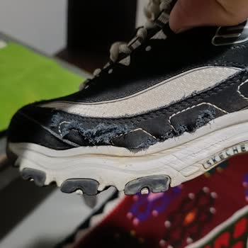 Skechers Ayakkabılarda Kısa Sürede Yırtılma Ve Değişim Talebimize Olumsuz Yanıt