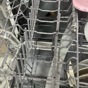 Yeni Bulaşık Makinesinde Paslanma Ve İlgisiz Servis Mağduriyeti