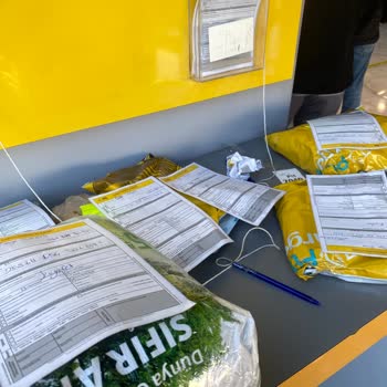 PTT Şubesinde Dolap Kargoları İçin Gereksiz Ekstra Prosedür