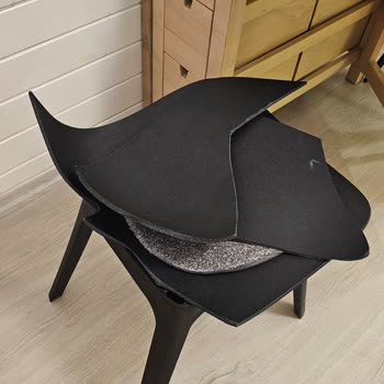 Kısa Sürede Kırılan Sandalyenin Dayanıklılığı Hayal Kırıklığı Yarattı