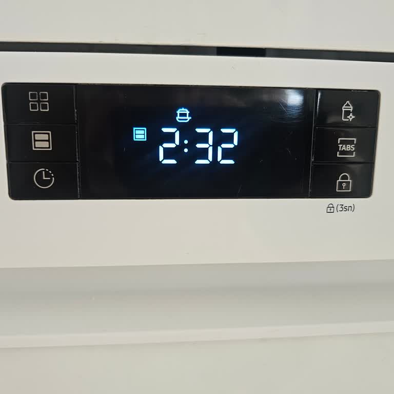 Samsung Bulaşık Makinesi Rafları Sürekli Kırılıyor, Çözüm Bekliyorum