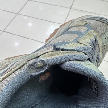 Kısa Sürede Deforme Olan Ayakkabı İçin A101 Ve Skechers Arasında Çözüm Bulamıyorum