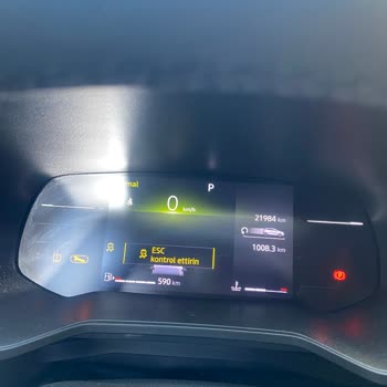 Garantili Clio Aracımda Tekrarlayan Arıza Işıkları Ve Servisten Çözüm Alamama