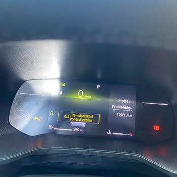 Garantili Clio Aracımda Tekrarlayan Arıza Işıkları Ve Servisten Çözüm Alamama