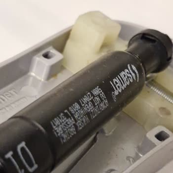 Samet A. Ş 500n Kapak Pistonları Kısa Sürede Tamamen Arızalandı