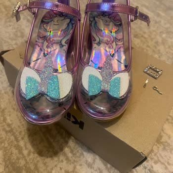 Ezilmiş Ve Kırık Ayakkabılar, İade Talebim Reddedildi Mağdur Oldum