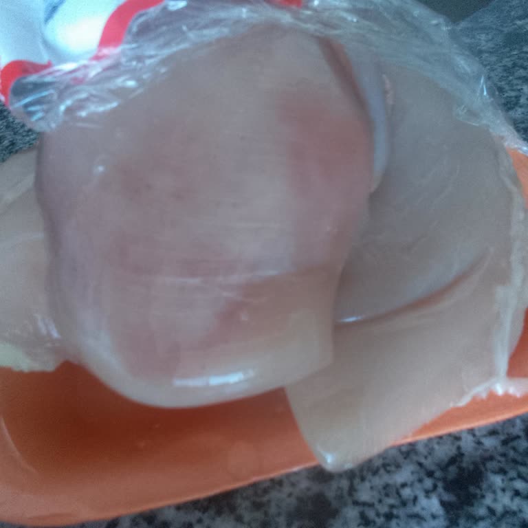 Bozuk Tavuk Ürünü Ve Yetersiz Mağaza İlgisi Nedeniyle Mağduriyet