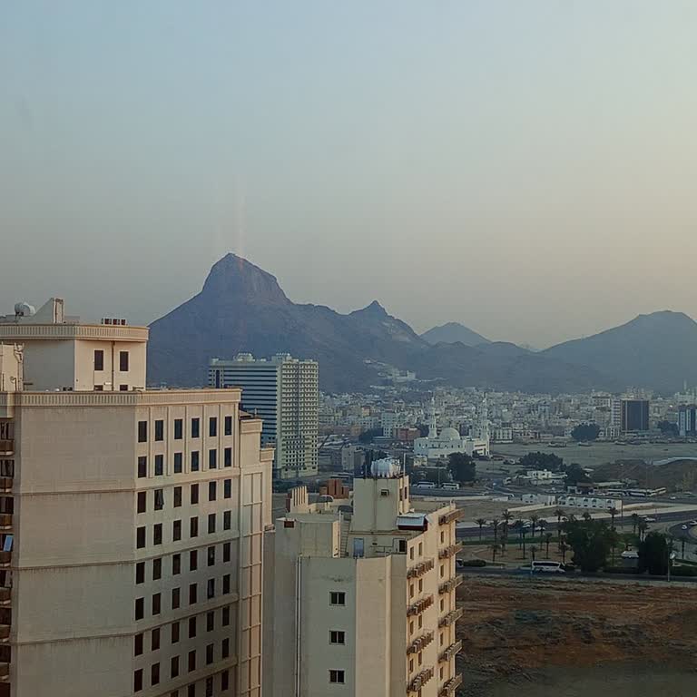 İkbal Turizm Umre Turunda Yaşanan Organizasyon ve İletişim Sorunları