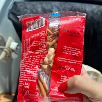 Çubuk Kraker Paketinden Çıkan Yabancı Madde Ve Ülker'den Cevap Alamama