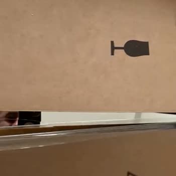 IKEA Mirrored Cabinet Delivered Broken - Store Refusing Replacement