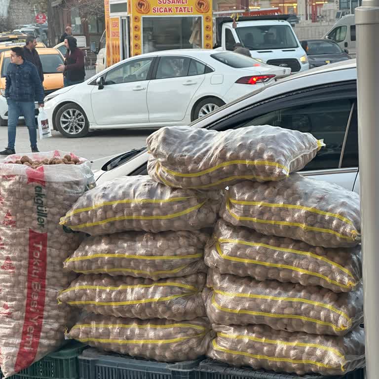 Seyyar Tatlı Satıcısından Kaynaklanan Haksız Rekabet Ve Hijyen Sorunu