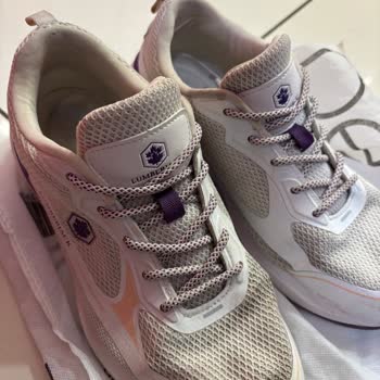 Kısa Sürede Yırtılan Ayakkabıma Çözüm Bulamıyorum