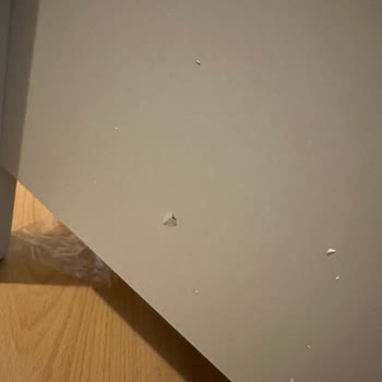 Kelebek Mobilya’dan Alınan Genç Odası Ürünlerinin Hatalı Montajı Ve Hasarlı Teslimatı Sonrası Yetersiz Müşteri Hizmeti