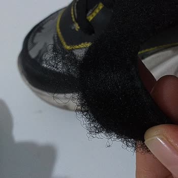 Çocuğumun Güvenliğini Tehlikeye Atan Ayakkabı Ve Mağaza İlgisizliği