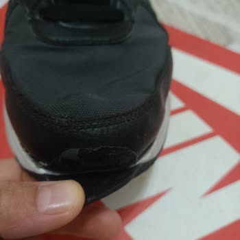 Garantili Nike Ayakkabıda Açılma, Mağaza Çözüm Sunmadı Mağdur Oldum