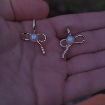 Görseldeki Ürünle Uyuşmayan Eksik Küpe Hayal Kırıklığı