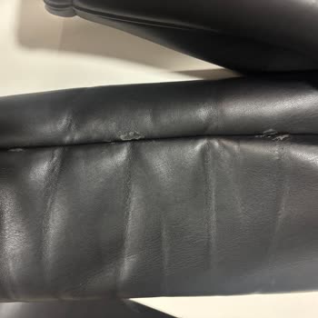 Derimod Kısa Sürede Deforme Olan Deri Ceket İçin Değişim Veya İade Talebim Reddedildi