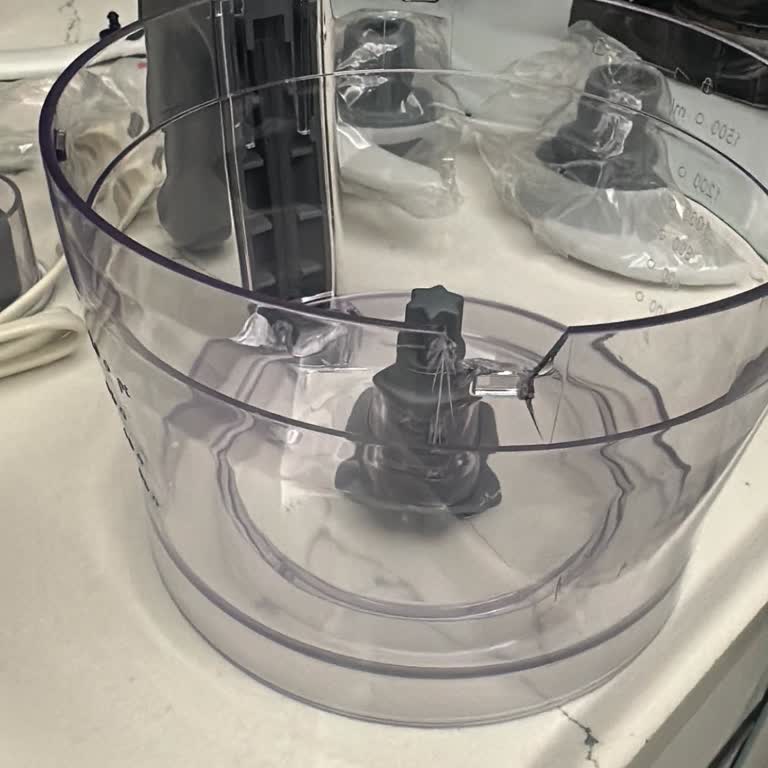 Garanti Sürecinde Kırık Ürün Teslimatı Ve İletişim Sorunu