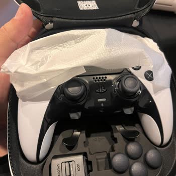 İdefix Sıfır Diye Satılan PlayStation Kolunun Eksik Ve Hasarlı Gelmesi