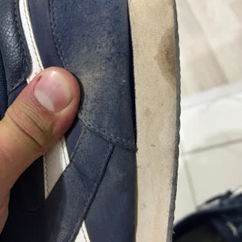 FLO Mağazası Ayakkabı Açılmasını İncelemeden Değişim Talebimi Reddetti