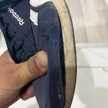 FLO Mağazası Ayakkabı Açılmasını İncelemeden Değişim Talebimi Reddetti