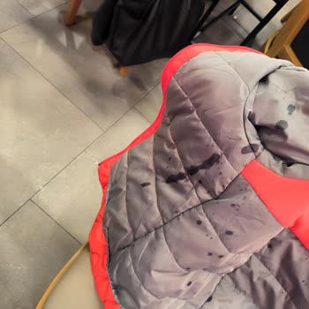 Baydönerde Çocuğumun Montuna Yağ Döküldü Personel İlgisiz Kaldı