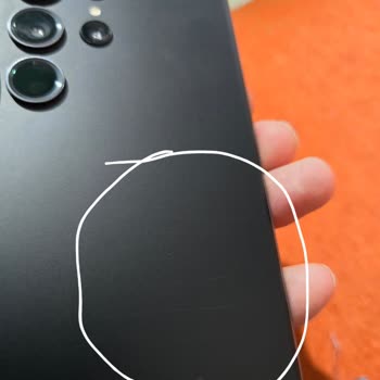 Samsung S23 Ultra Kasasında Kısa Sürede Boya Atması Sorunu