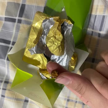 Aldığım Çikolatadan Yabancı Madde Çıkması Nedeniyle Güven Kaybı Ve Mağduriyet