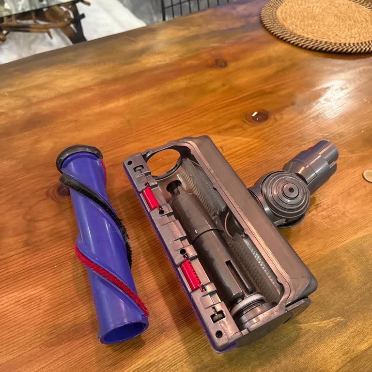 Dyson V15 Süpürgede Sürekli Parça Arızaları Ve Yetersiz Garanti Hizmeti