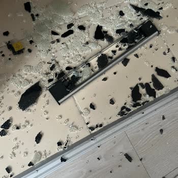 Kumtel Fırının Garanti Süresinde Camının Patlaması Ve Garanti Dışı Bırakılması