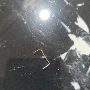 Domino’s Pizza’dan Aldığım Pizzadan Kıl Ve Zımba Teli Çıktı, Ücret İadesi Talebim Reddedildi