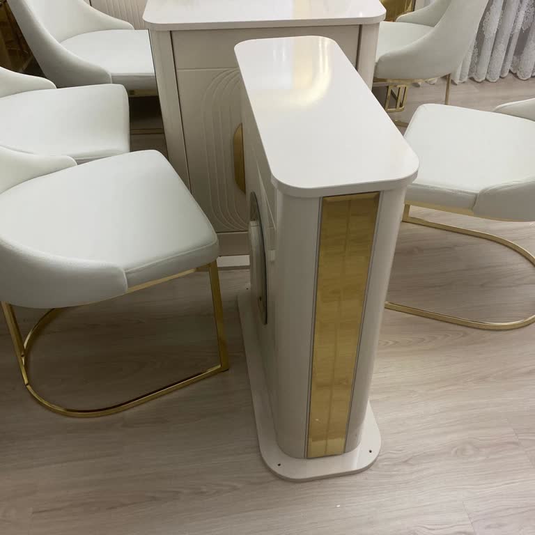 İki Aydır Teslim Edilmeyen Yemek Odası Takımı Ve Çözümsüzlük