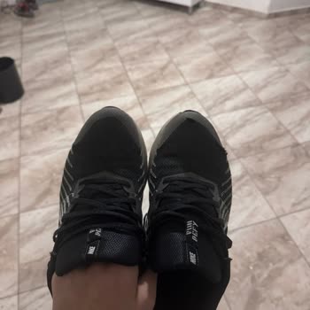 Kısa Sürede Yırtılan Nike Ayakkabıya Ret Cevabı Şaşkınlığı