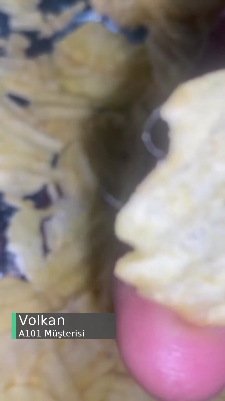 A101'den Alınan Samba Cips İçerisinde Saç Kılı Çıktı! videonun kapak resmi
