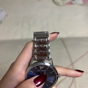 Reloj Emporio Armani Ruggero, correa rayada tras poco uso