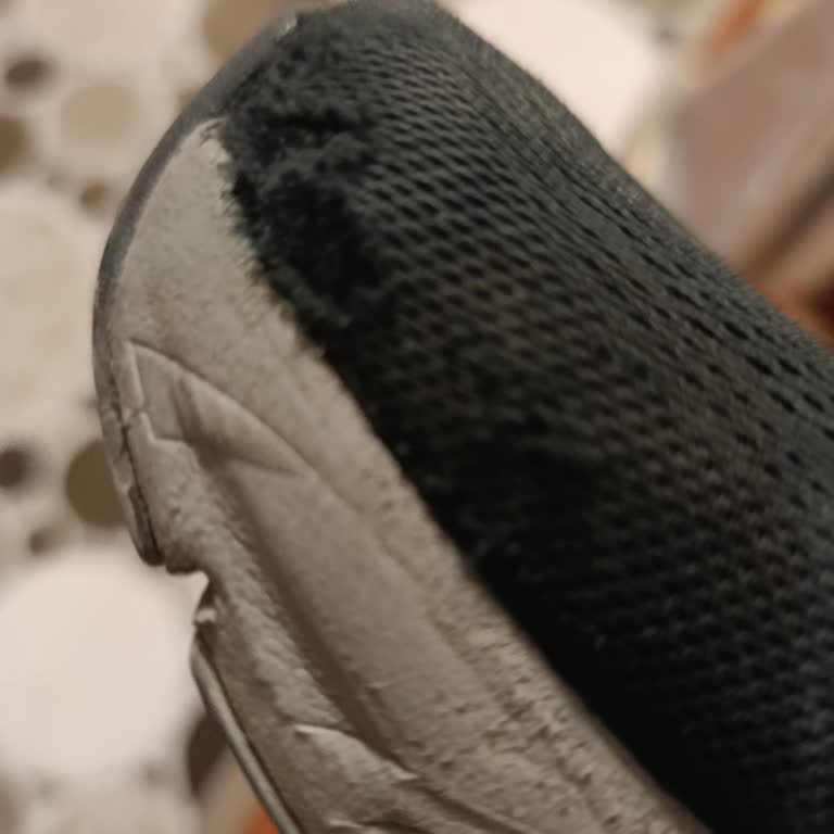 Kısa Sürede Yırtılan Ayakkabı İçin Olumsuz Sonuçlanan Değişim Talebi