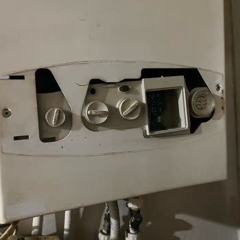 Duman Group Servisi Tarafından Eksik Ve Hatalı Kombi Onarımı Sonrası Mağduriyet Ve Ücret İadesi Talebi