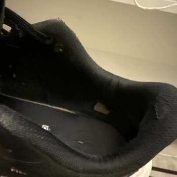 Aldığım Puma Ayakkabı Kısa Sürede Yırtıldı, Değişim Talebim Reddedildi