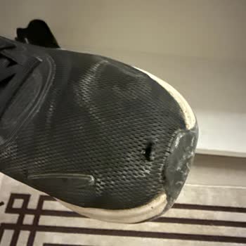 Aldığım Puma Ayakkabı Kısa Sürede Yırtıldı, Değişim Talebim Reddedildi