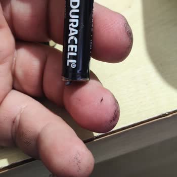 Duracell AAA Pilin Patlaması Sonucu Güvenlik Endişesi
