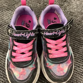 Kısa Sürede Deforme Olan Skechers Ayakkabıya Gerekçesiz Ret Kararı Mağduriyetim Giderilsin