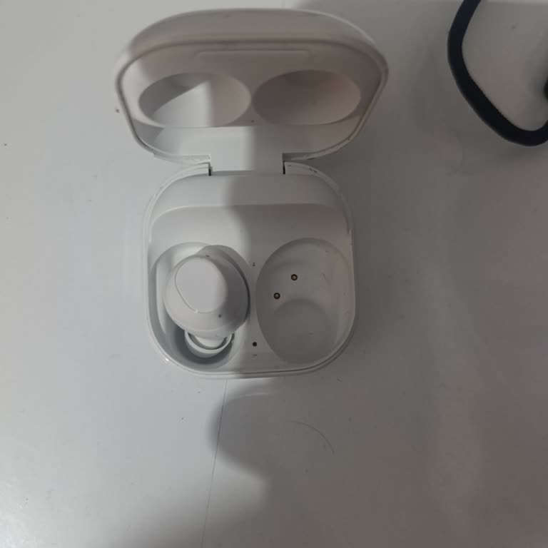 Samsung Galaxy Buds FE Sağ Kulaklık Kaybı İçin Parça Temini Talebi