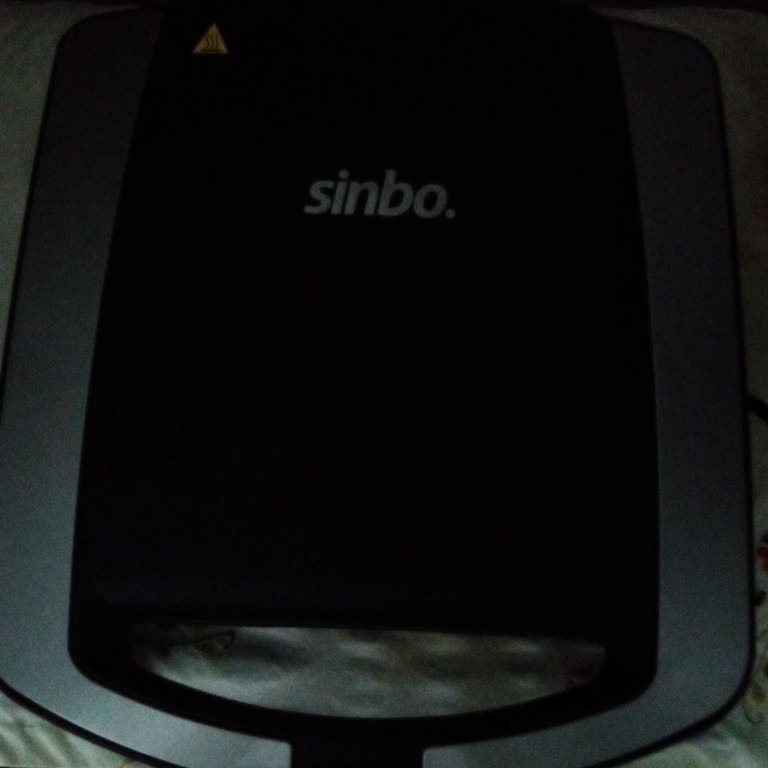 Arızalı Tost Makinesi Ve Yetersiz Mağaza Hizmeti