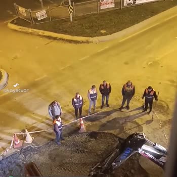 İstanbul Büyükşehir Belediyesi Gece Yol Çalışması