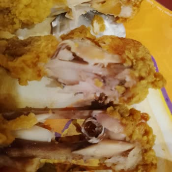 Popeyes Talas Şubesi'nden Çiğ Ürün Ve Yetersiz Çözüm: Sağlığımız Tehlikeye Atıldı