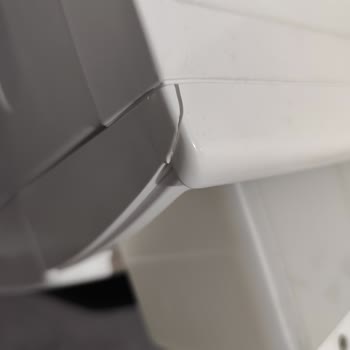 Sıfır Alınan Kurutma Makinesinin Paneli Kırık Çıktı Değişim Talebim Reddedildi