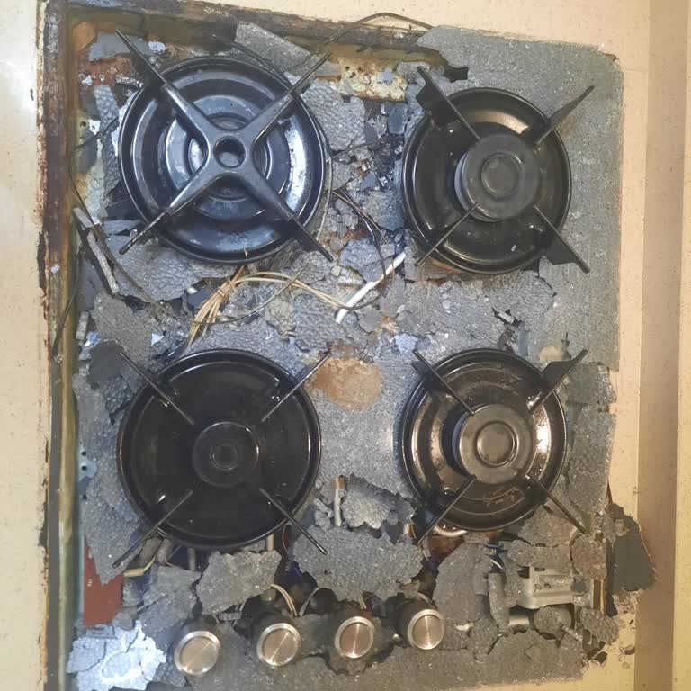 Vestel Set Üstü Fırında Cam Patlaması: Hayati Tehlike Ve Yetersiz Servis İncelemesi