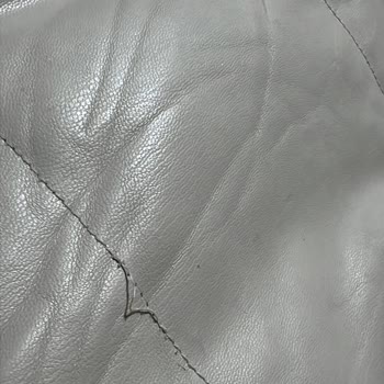 Zara'dan Aldığım Deri Yelek Kısa Sürede Söküldü, Fiş Olmadan Destek Alamadım